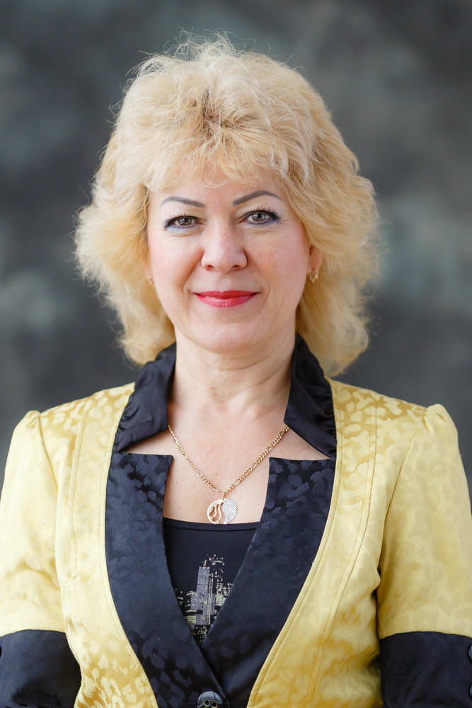 Семенова Елена Владимировна.